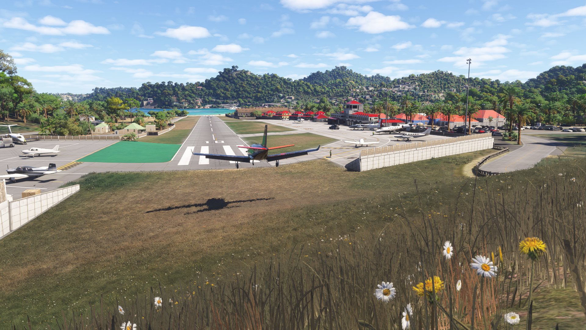 A TBM 930 on short final landing at Saint Barthélemy Airport